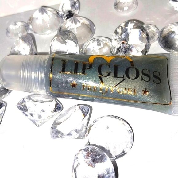 Hand crafted Magnetic Kiss lip gloss - Picture 2 of 6